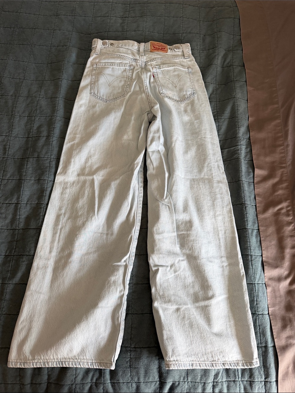 Levi's Women's Cinch Baggy Wide Leg Jeans 26